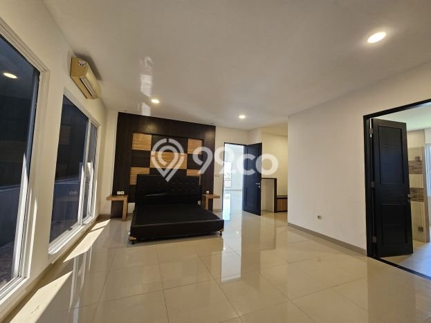 For Sale! Luxury House LT 200m2 Desain Elegan di Sutera Onix Alam Sutera For Sale! Luxury House LT 200m2 Desain Elegan di Sutera Onix Alam Sutera