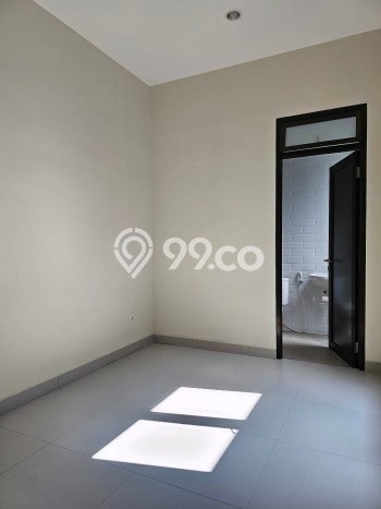 Dijual Hunian Rumah Terawat 3 Kamar di BSD Kencana Loka, Tangerang Dijual Hunian Rumah Terawat 3 Kamar di BSD Kencana Loka, Tangerang