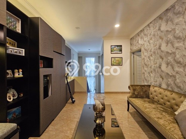 Rumah Luxury Modern Siap Huni di Alam Sutera Tangerang Rumah Luxury Modern Siap Huni di Alam Sutera Tangerang