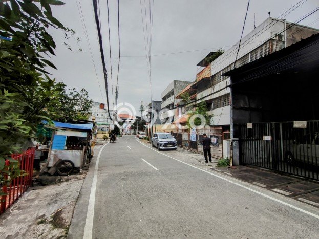 Unit Ruko Dijual di Sawah Besar Jakarta Pusat Luas Tanah 82m2, Luas Bangunan 180m2 Unit Ruko Dijual di Sawah Besar Jakarta Pusat Luas Tanah 82m2, Luas Bangunan 180m2