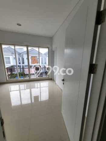 Rumah Elit LB 128m2 Siap Pakai Desain Elegan di BSD The Savia, Tangerang Rumah Elit LB 128m2 Siap Pakai Desain Elegan di BSD The Savia, Tangerang