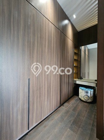 Jual Rumah Mewah Megah Dengan View Eksklusif di Alam Sutera, Tangerang Jual Rumah Mewah Megah Dengan View Eksklusif di Alam Sutera, Tangerang