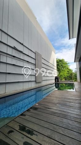 Jual Rumah Mewah Megah Dengan View Cantik di BSD City, Tangerang Jual Rumah Mewah Megah Dengan View Cantik di BSD City, Tangerang
