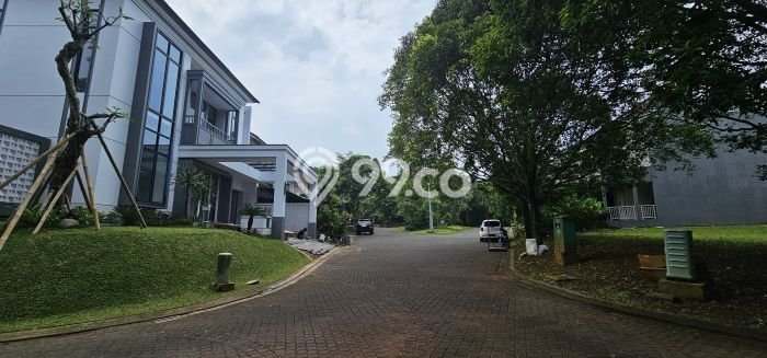 Ready to Use! Premium House LT 261m2 Desain Modern di BSD Delatinos Ready to Use! Premium House LT 261m2 Desain Modern di BSD Delatinos