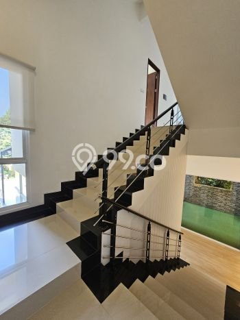 For Sale! Luxury House LT 200m2 Desain Elegan di Sutera Onix Alam Sutera For Sale! Luxury House LT 200m2 Desain Elegan di Sutera Onix Alam Sutera