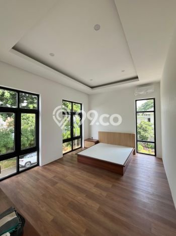 Rumah Mewah LB 720m2 Siap Huni Desain Elegan di Alam Sutera, Tangerang Rumah Mewah LB 720m2 Siap Huni Desain Elegan di Alam Sutera, Tangerang