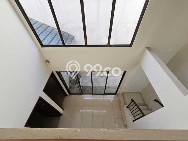 Dijual Rumah Luas Elegan Dengan View Eksklusif di BSD Eminent, Tangerang Dijual Rumah Luas Elegan Dengan View Eksklusif di BSD Eminent, Tangerang