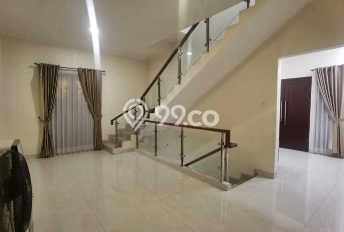 For Sale Rumah Elit Exclusive di Cipondoh, Tangerang For Sale Rumah Elit Exclusive di Cipondoh, Tangerang