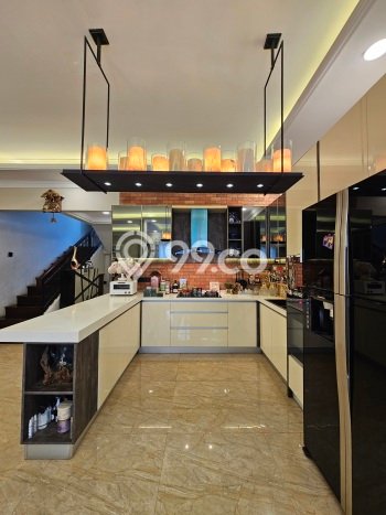 Rumah Luxury Modern Siap Huni di Alam Sutera Tangerang Rumah Luxury Modern Siap Huni di Alam Sutera Tangerang