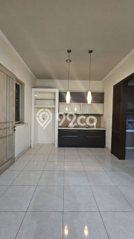 For Sale! Premium House LT 200m2 Desain Elegan di BSD Delatinos For Sale! Premium House LT 200m2 Desain Elegan di BSD Delatinos