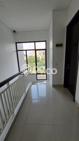 Dijual Rumah Luas Elegan Dengan View Eksklusif di BSD Eminent, Tangerang Dijual Rumah Luas Elegan Dengan View Eksklusif di BSD Eminent, Tangerang