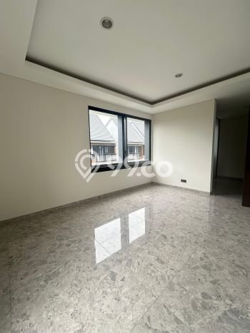 Jual Rumah Luas Megah Dengan View Eksklusif di Alam Sutera, Tangerang Jual Rumah Luas Megah Dengan View Eksklusif di Alam Sutera, Tangerang