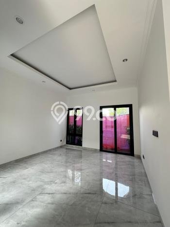 Rumah Eksklusif Siap Huni LT 234m2 di BSD, Tangerang Selatan Rumah Eksklusif Siap Huni LT 234m2 di BSD, Tangerang Selatan