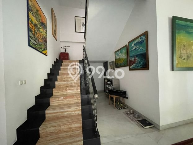Ready to Use! Premium House LT 250m2 Desain Elegan di Gading Serpong Ready to Use! Premium House LT 250m2 Desain Elegan di Gading Serpong