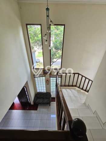 Dijual Rumah Mewah Megah Dengan View Cantik di Alam Sutera, Tangerang Dijual Rumah Mewah Megah Dengan View Cantik di Alam Sutera, Tangerang