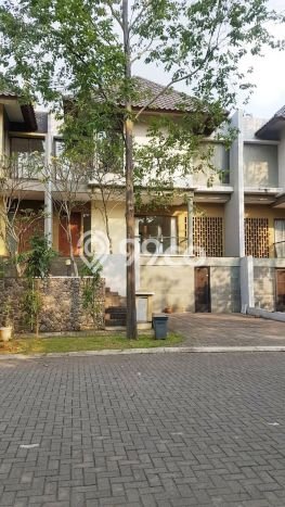 Rumah Elit LB 200m2 Siap Huni Desain Elegan di BSD De Park, Tangerang Rumah Elit LB 200m2 Siap Huni Desain Elegan di BSD De Park, Tangerang