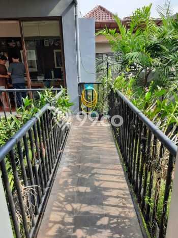Rumah Elit Modern Siap Huni di BSD De Park Tangerang Rumah Elit Modern Siap Huni di BSD De Park Tangerang