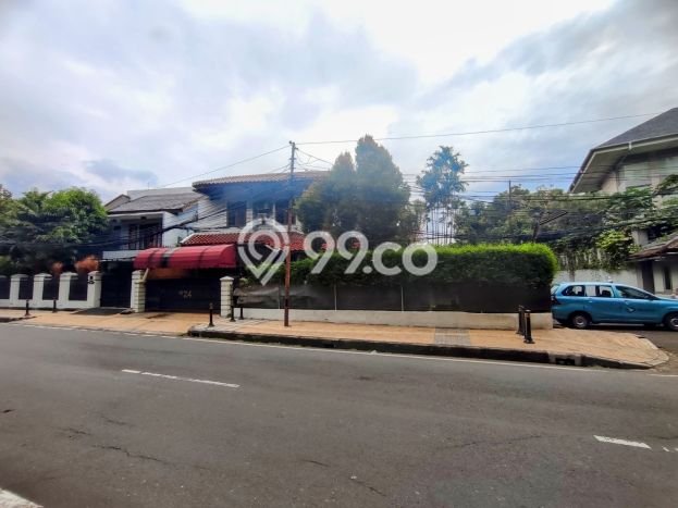 Rumah Elit LB 500m2 Siap Huni Desain Elegan di Pulomas, Jakarta Timur Rumah Elit LB 500m2 Siap Huni Desain Elegan di Pulomas, Jakarta Timur