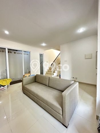 Rumah Modern 3 KT di Gading Serpong Tangerang Semi Furnished Rumah Modern 3 KT di Gading Serpong Tangerang Semi Furnished
