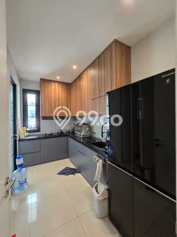 Dijual Rumah Mewah Elegan Dengan View Eksklusif di Alam Sutera, Tangerang Dijual Rumah Mewah Elegan Dengan View Eksklusif di Alam Sutera, Tangerang