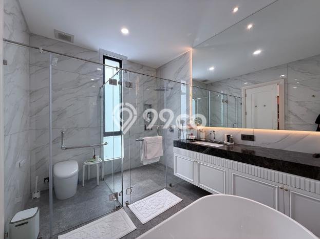 Rumah Luxury di Tangerang Lokasi Strategis Kondisi Baik Rumah Luxury di Tangerang Lokasi Strategis Kondisi Baik