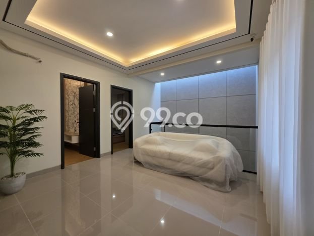 Dijual Rumah Mewah Megah Dengan View Eksklusif di Gading Serpong, Tangerang Dijual Rumah Mewah Megah Dengan View Eksklusif di Gading Serpong, Tangerang