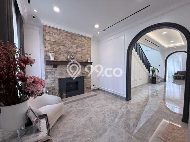 Rumah Luxury di Tangerang Lokasi Strategis Kondisi Baik Rumah Luxury di Tangerang Lokasi Strategis Kondisi Baik