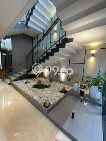 Rumah Elit Modern Tanpa Renovasi di BSD Tangerang Rumah Elit Modern Tanpa Renovasi di BSD Tangerang