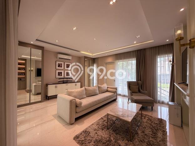 Hunian Elit LB 263m2 Siap Pakai Desain Elegan di Gading Serpong, Tangerang Hunian Elit LB 263m2 Siap Pakai Desain Elegan di Gading Serpong, Tangerang