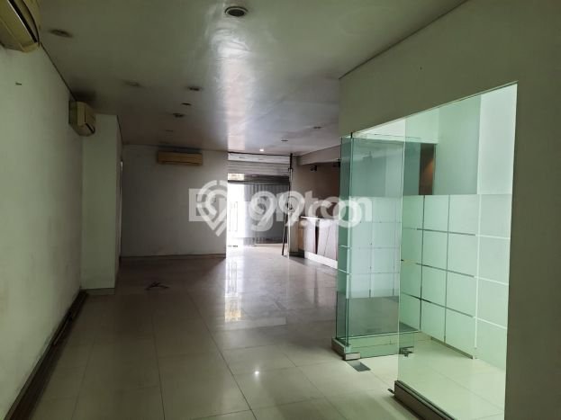 FOR RENT! Ruko di Tangerang Kota Cocok untuk Bisnis 900m2 FOR RENT! Ruko di Tangerang Kota Cocok untuk Bisnis 900m2