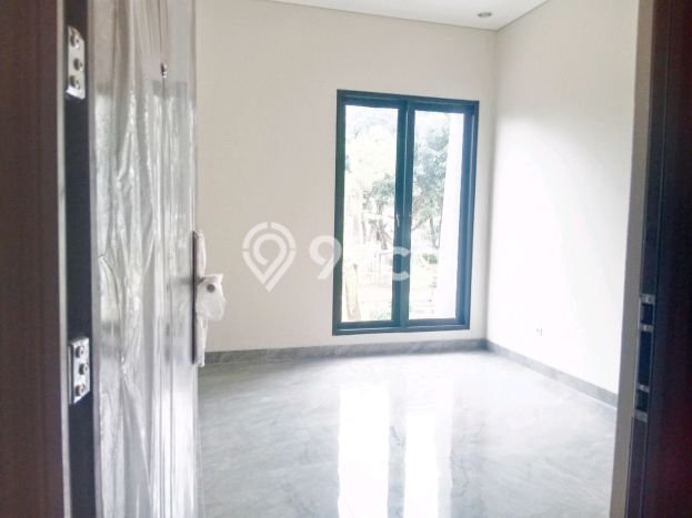 Rumah Luxury Modern Siap Huni di Kota Wisata Bogor Rumah Luxury Modern Siap Huni di Kota Wisata Bogor