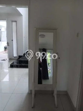 Rumah sewa siap pakai 3 KT di Kota Wisata, Jakarta Timur Rumah sewa siap pakai 3 KT di Kota Wisata, Jakarta Timur
