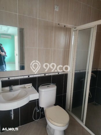 Rumah Elit Modern Tanpa Renovasi di Cibubur Jakarta Timur Rumah Elit Modern Tanpa Renovasi di Cibubur Jakarta Timur