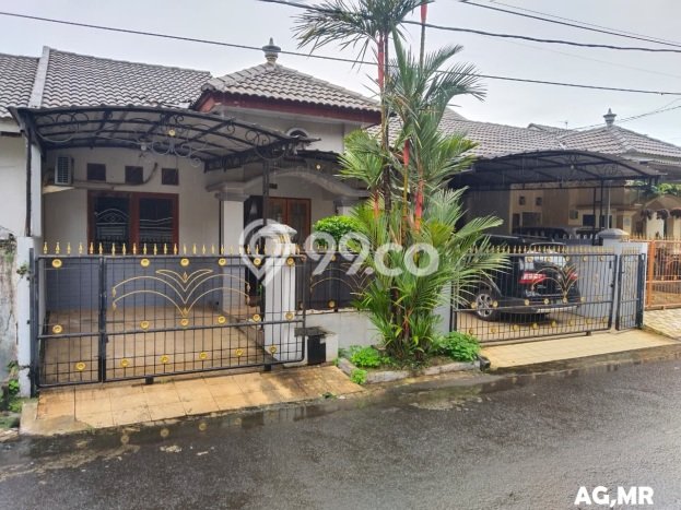 For Sale Hunian Rumah Terawat 3 Kamar di Cibubur, Bogor For Sale Hunian Rumah Terawat 3 Kamar di Cibubur, Bogor