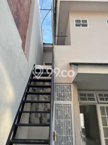 Dijual Hunian Rumah Terawat 4 KT di Cibubur, Bogor Dijual Hunian Rumah Terawat 4 KT di Cibubur, Bogor