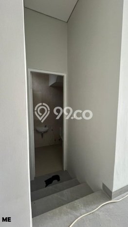 Rumah Luxury Modern Siap Huni di Kota Wisata Jakarta Timur Rumah Luxury Modern Siap Huni di Kota Wisata Jakarta Timur
