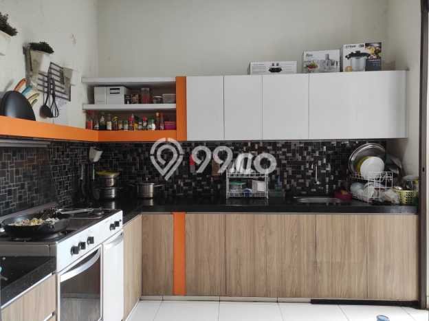 Dijual Hunian Rumah Terawat 4 KT di Legenda Wisata, Jakarta Timur Dijual Hunian Rumah Terawat 4 KT di Legenda Wisata, Jakarta Timur