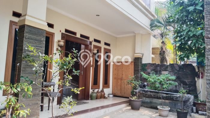 Dijual Rumah Luas Elegan Dengan View Cantik di Raffles Hills, Jakarta Timur Dijual Rumah Luas Elegan Dengan View Cantik di Raffles Hills, Jakarta Timur