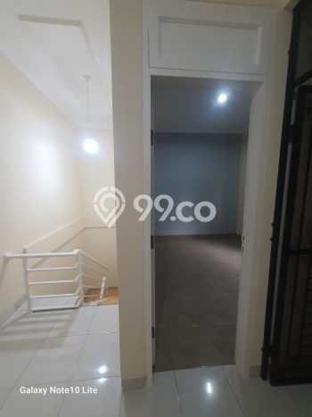 Jarang Ada! Rumah Sewa 3 Kamar Bagus Siap Huni Citra Grand Jarang Ada! Rumah Sewa 3 Kamar Bagus Siap Huni Citra Grand