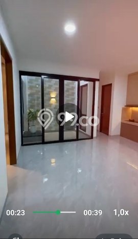 Rumah Elit LB 200m2 Siap Pakai Desain Elegan di Graha Raya, Tangerang Rumah Elit LB 200m2 Siap Pakai Desain Elegan di Graha Raya, Tangerang