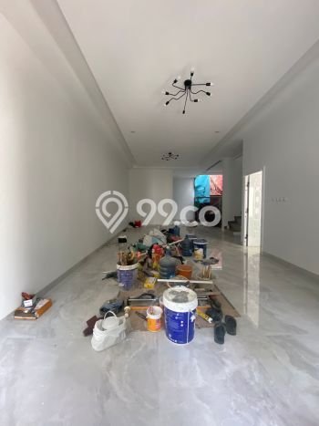 For Sale! Luxury House LT 144m2 Desain Modern di BSD Griya Loka For Sale! Luxury House LT 144m2 Desain Modern di BSD Griya Loka