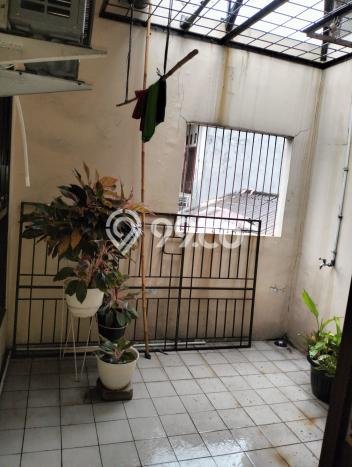 Hunian Cantik Minimalis Lb 166m2 di BSD, Tangerang Selatan Hunian Cantik Minimalis Lb 166m2 di BSD, Tangerang Selatan