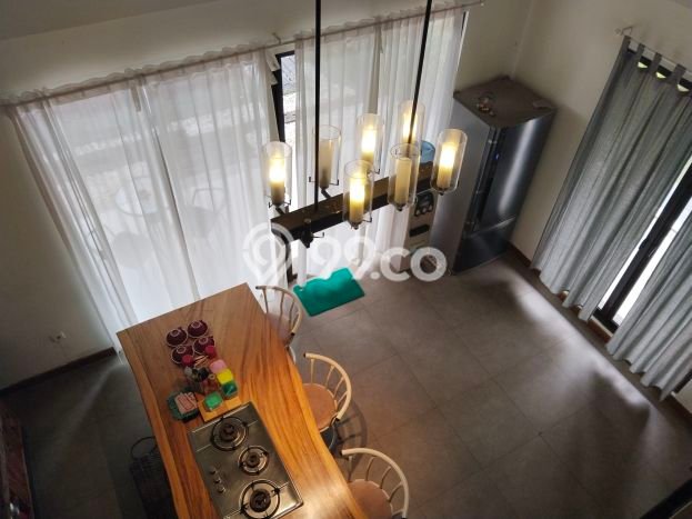 Rumah Mewah LB 222m2 Siap Pakai Desain Elegan di Gadog, Bogor Rumah Mewah LB 222m2 Siap Pakai Desain Elegan di Gadog, Bogor