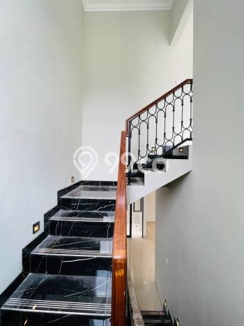 Rumah Strategis Modern Lb 100m2 di Cilodong, Depok Rumah Strategis Modern Lb 100m2 di Cilodong, Depok