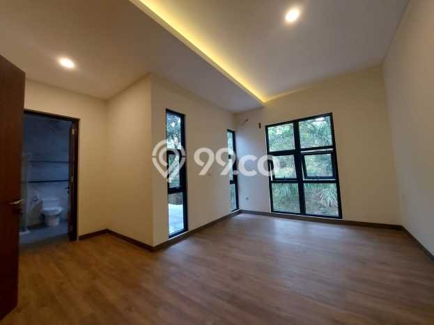 Hot Offer Hunian Mewah Ideal dan Luas di Candisari, Semarang Hot Offer Hunian Mewah Ideal dan Luas di Candisari, Semarang