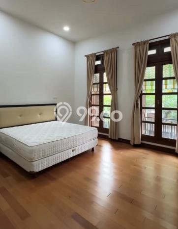 Siap Huni Hunian Elit 5 Kamar di Menteng Dekat ke Mana Saja Siap Huni Hunian Elit 5 Kamar di Menteng Dekat ke Mana Saja