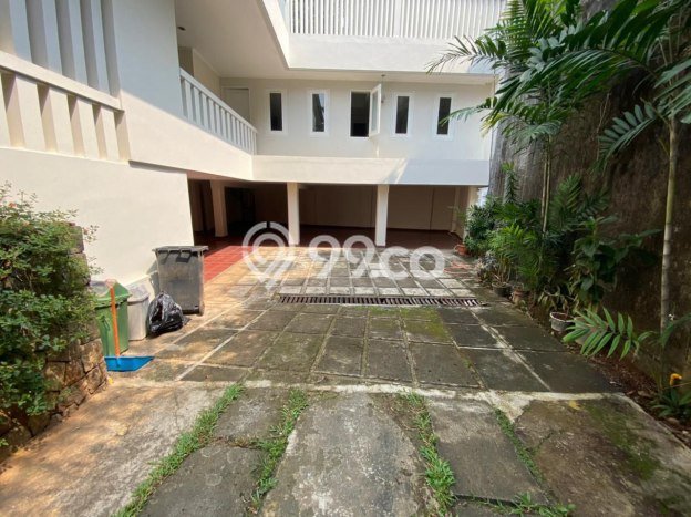 Rumah Modern Dikontrakkan di Menteng Jakarta Pusat Lokasi Sangat Strategis Rumah Modern Dikontrakkan di Menteng Jakarta Pusat Lokasi Sangat Strategis