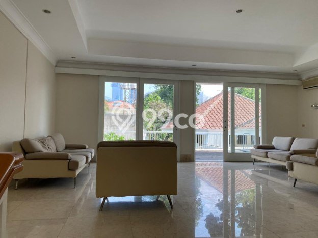 Rumah Modern Dikontrakkan di Menteng Jakarta Pusat Lokasi Sangat Strategis Rumah Modern Dikontrakkan di Menteng Jakarta Pusat Lokasi Sangat Strategis