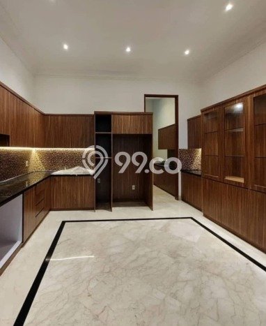 Dijual Rumah Mewah Megah Dengan View Eksklusif di Pondok Indah, Jakarta Selatan Dijual Rumah Mewah Megah Dengan View Eksklusif di Pondok Indah, Jakarta Selatan