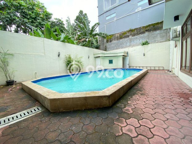 Hunian Minimalis Disewakan di Kemang Jakarta Selatan 5 KT & 5 KM Hunian Minimalis Disewakan di Kemang Jakarta Selatan 5 KT & 5 KM